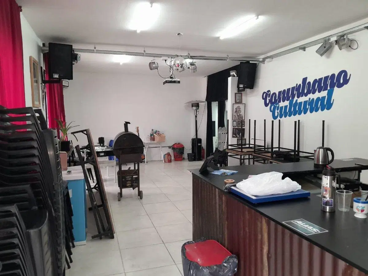 LOCAL COMERCIAL 60MTS EN VENTA APTO CREDITO LANUS 3