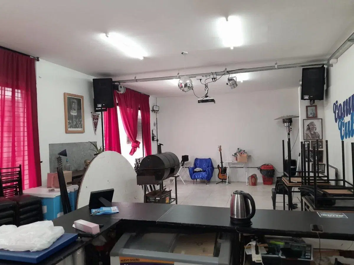 LOCAL COMERCIAL 60MTS EN VENTA APTO CREDITO LANUS 2