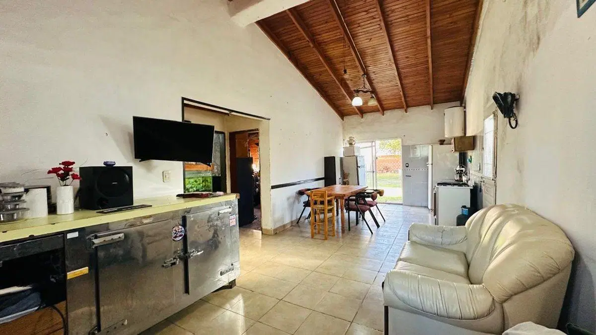 CASA 3 AMB LOTE 468 M2 COCHERA BURZACO OPORTUNIDAD 5