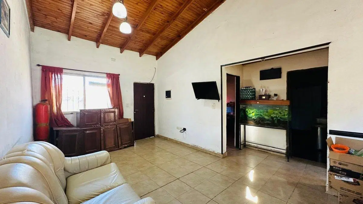 CASA 3 AMB LOTE 468 M2 COCHERA BURZACO OPORTUNIDAD 2