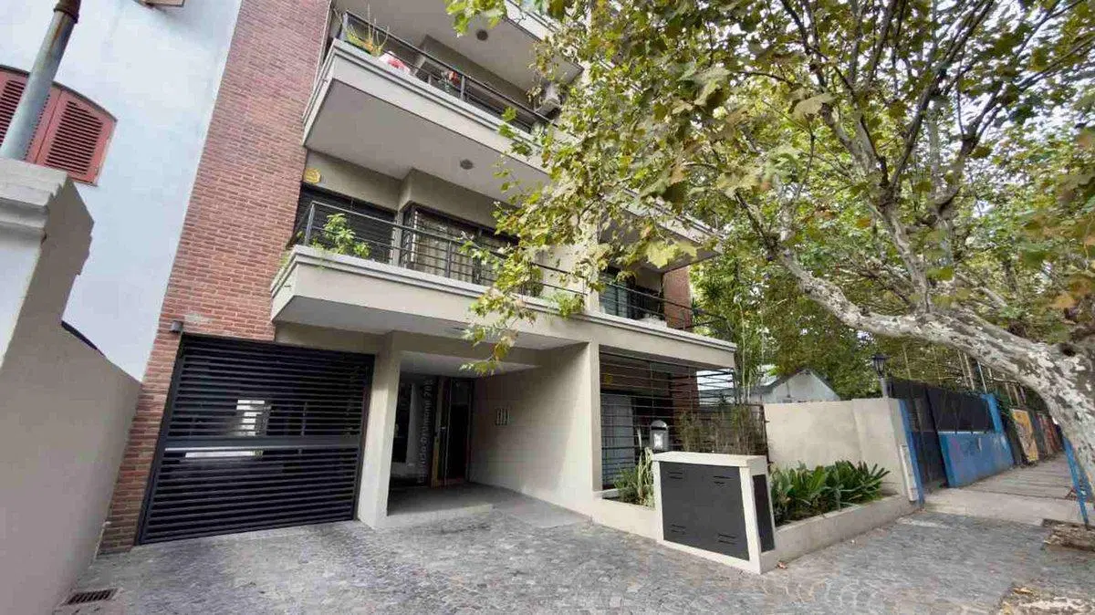 DEPARTAMENTO 3 AMB VENTA ADROGUE c COCHERA DESC. 4