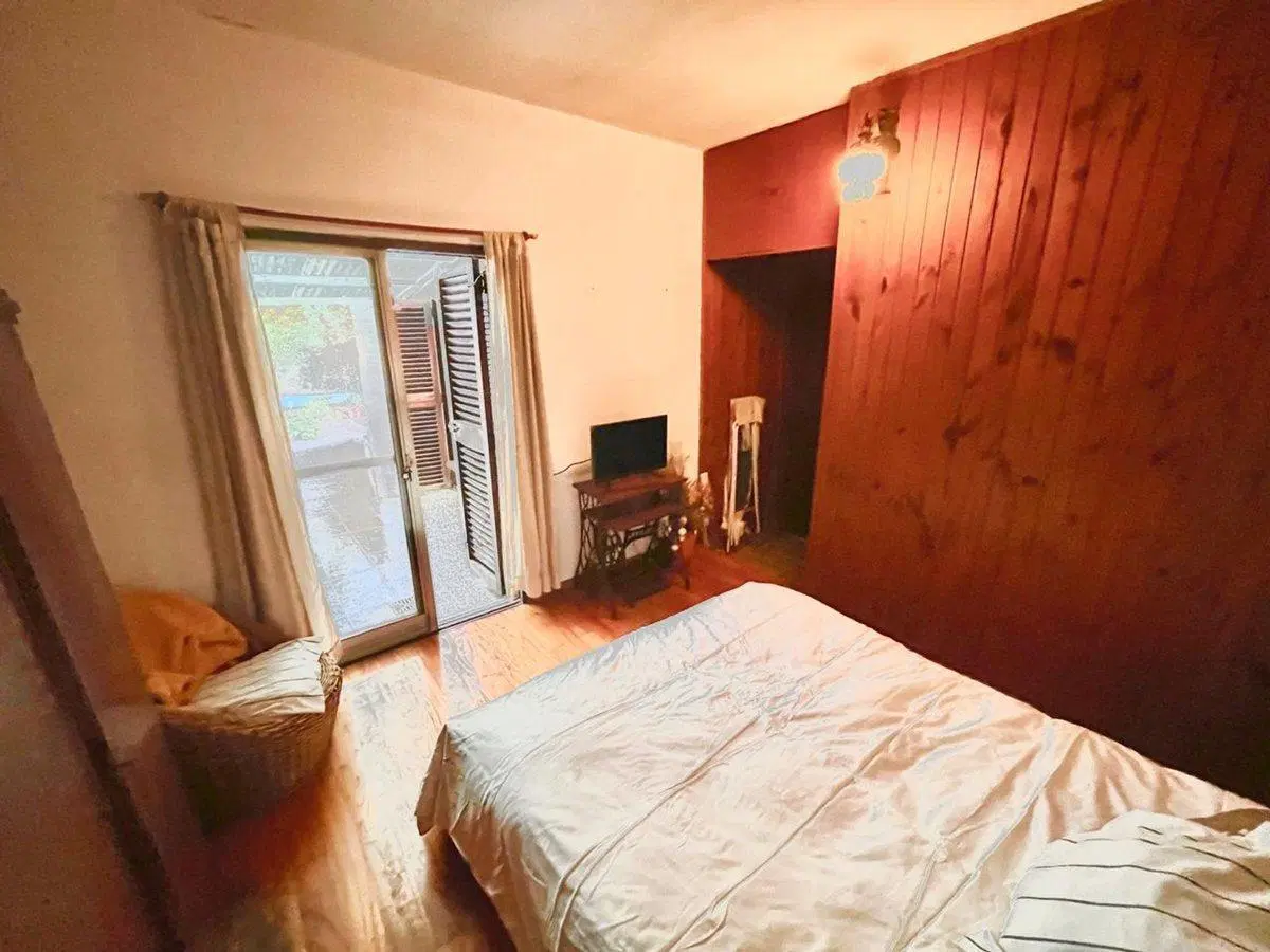 CASA 4 AMBIENTES VENTA TEMPERLEY PILETA PARQUE 5