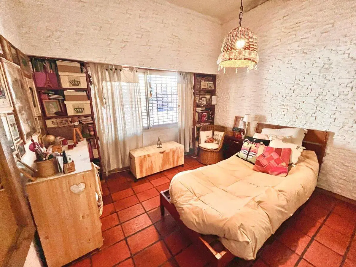 CASA 4 AMBIENTES VENTA TEMPERLEY PILETA PARQUE 4