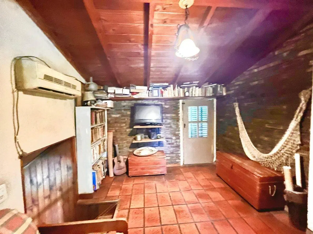 CASA 4 AMBIENTES VENTA TEMPERLEY PILETA PARQUE 2