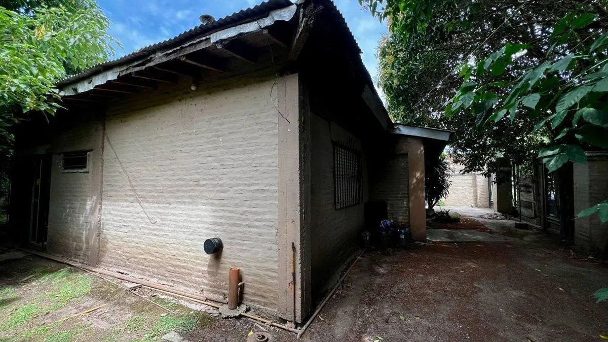 CASA 4 AMBIENTES EN VENTA CLAYPOLE APTO CREDITO. 3