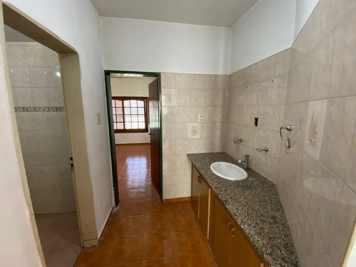 CASA 3 ambientes VENTA Longchamps!! APTO CRÉDITO!! 3
