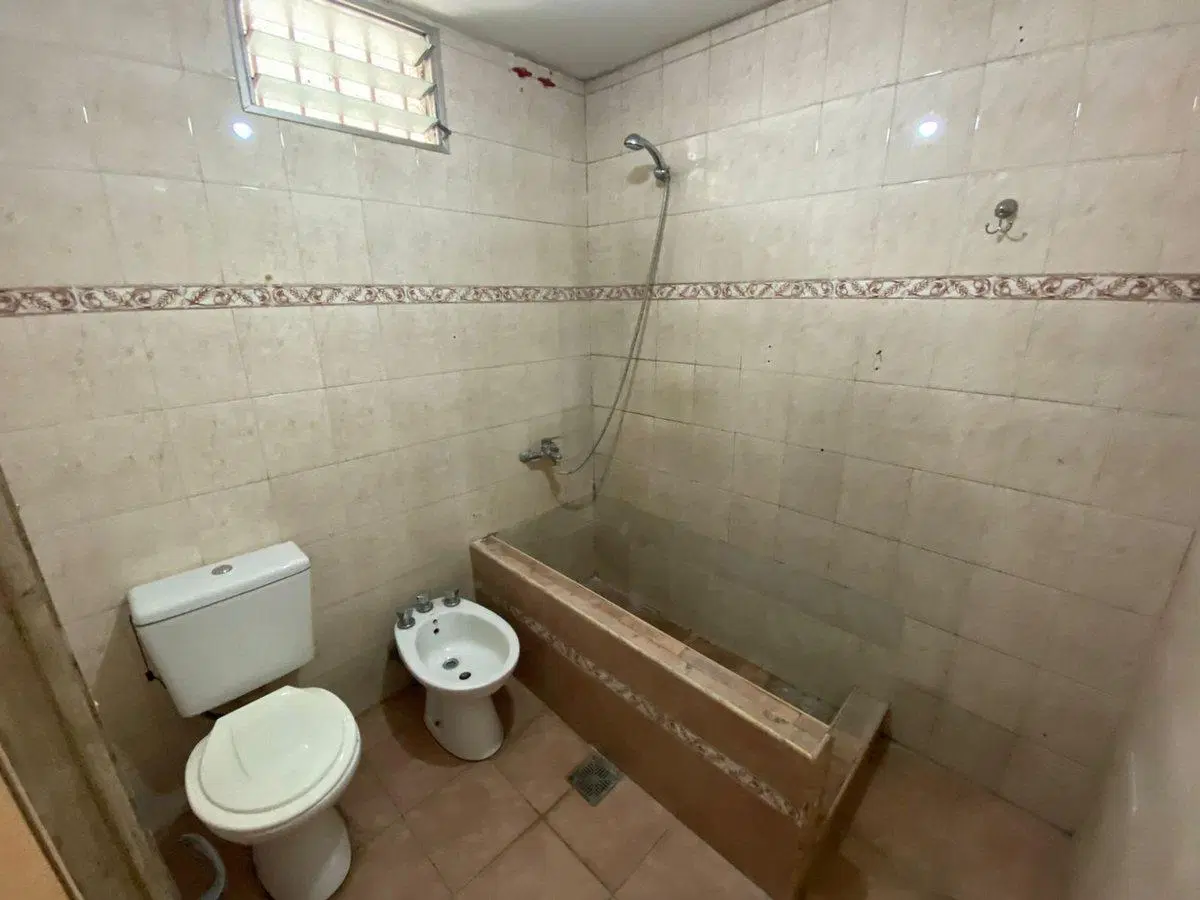 CASA 3 ambientes VENTA Longchamps!! APTO CRÉDITO!! 2