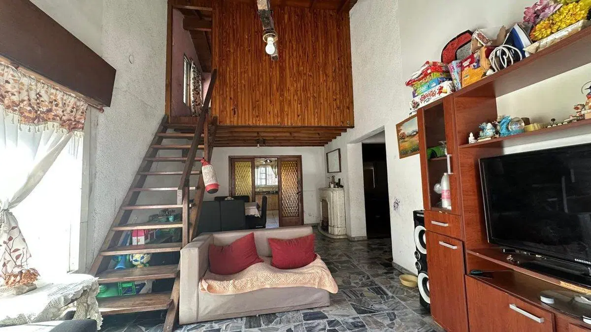 CASA 5 ANB EN AVELLANED C/QUINCHO APTO CRÉDITO 5