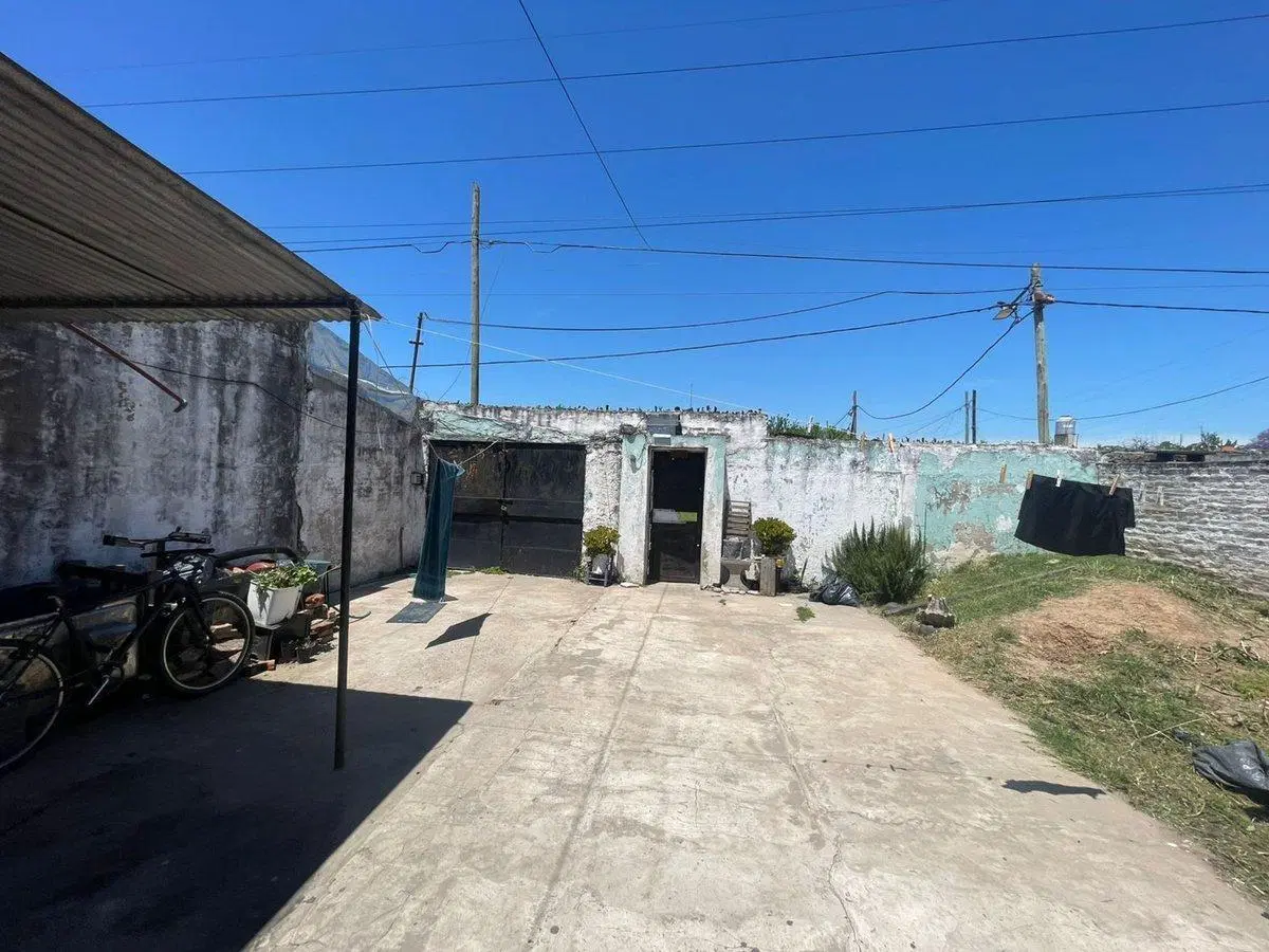 CASA 3 AMBIENTES VENTA CLAYPOLE FINANCIACION 3