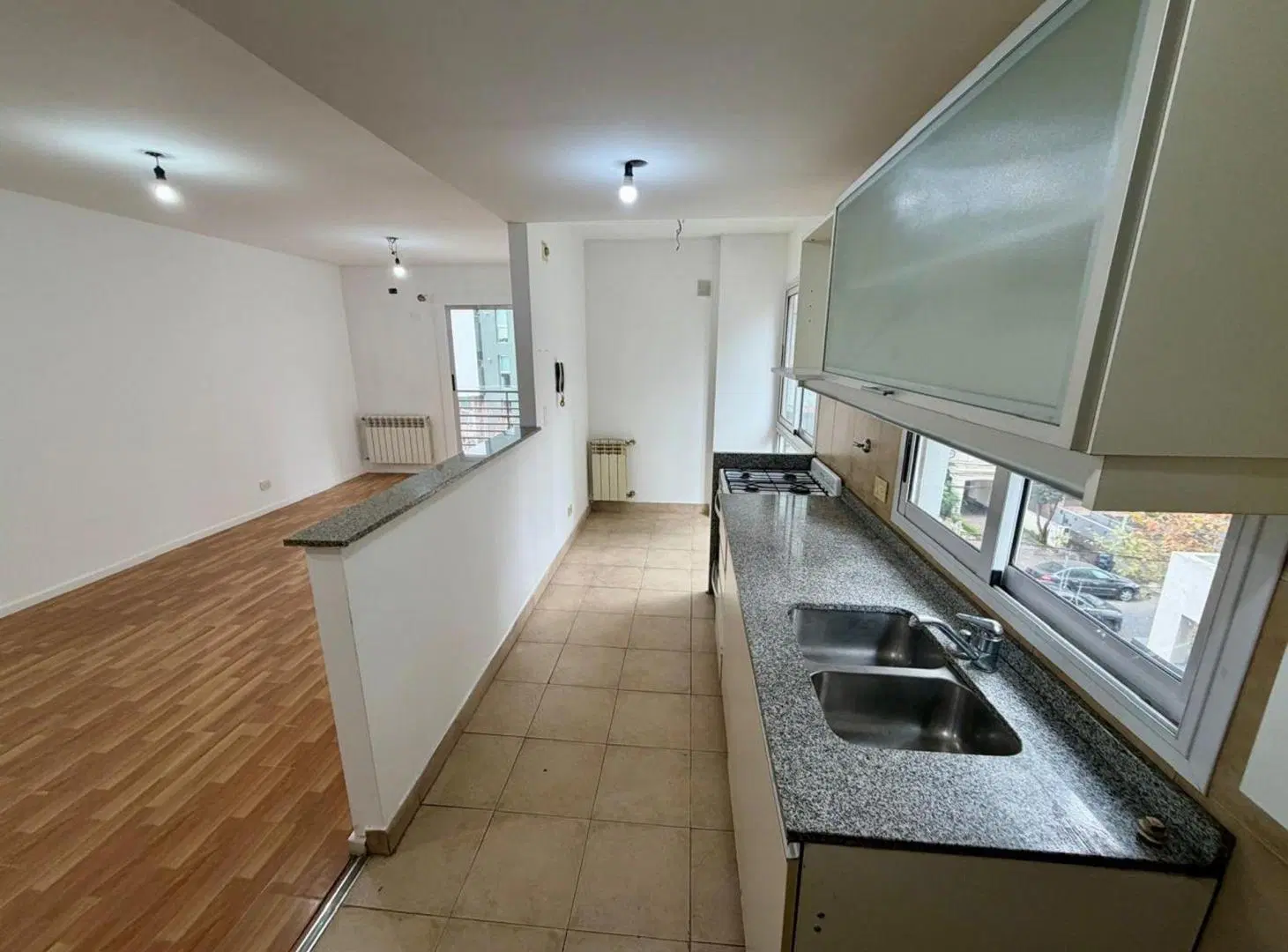 DEPARTAMENTO 3 AMBIENTES ALQUILER LOMAS DE ZAMORA 4