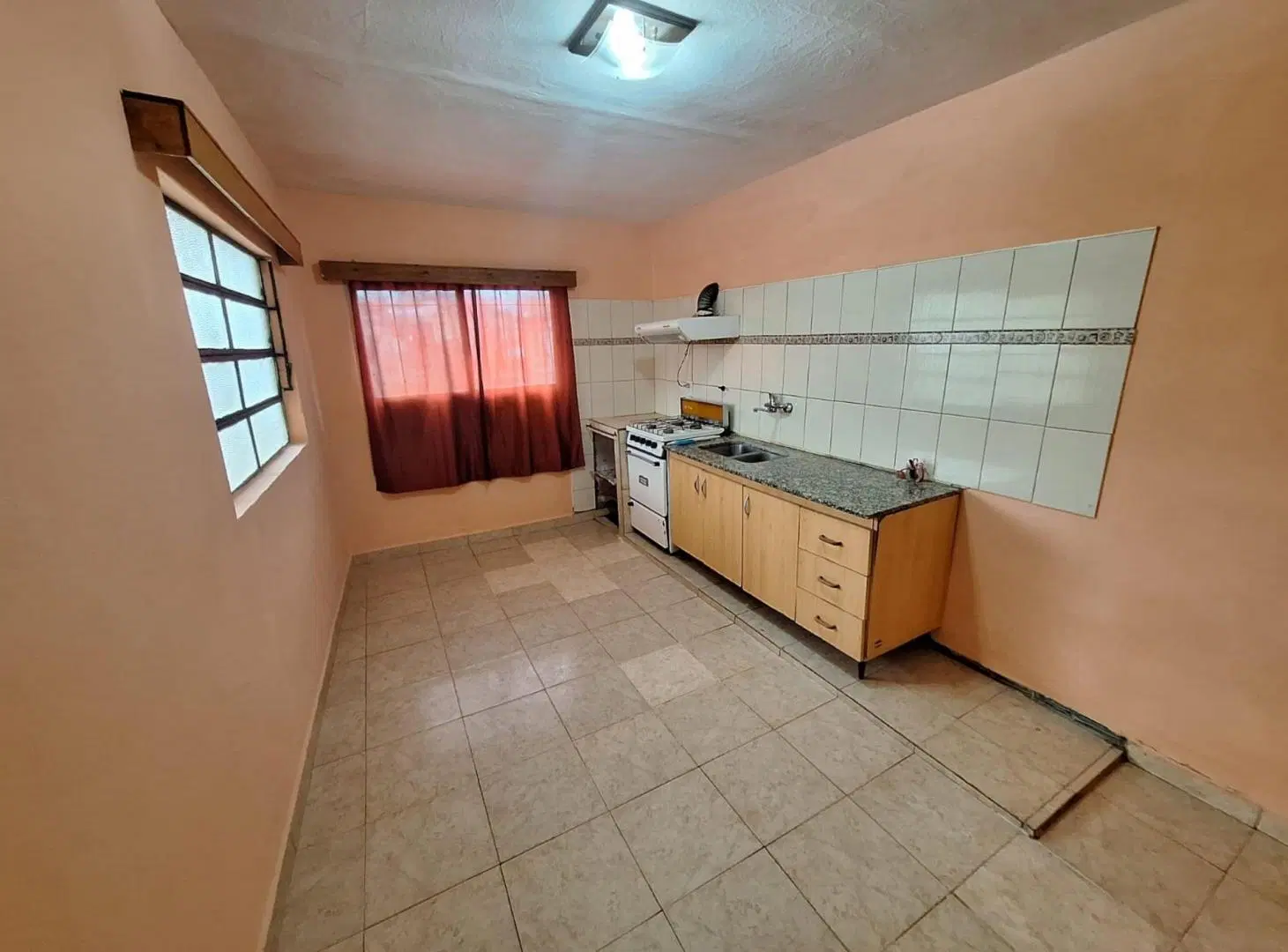 CASA VENTA 2 AMBIENTES GLEW SOBRE LOTE 683 M2 4
