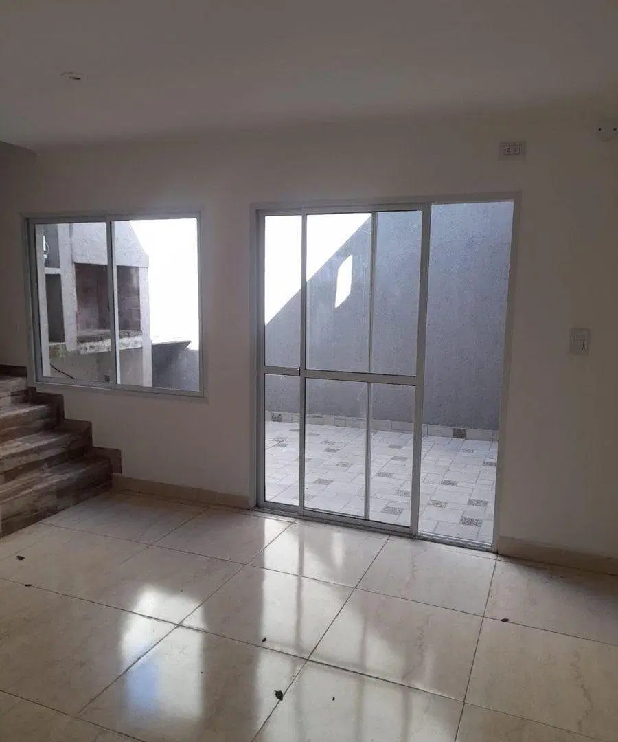 PH 3 AMBIENTES EN ALQUILER EN LANUS A ESTRENAR. 3