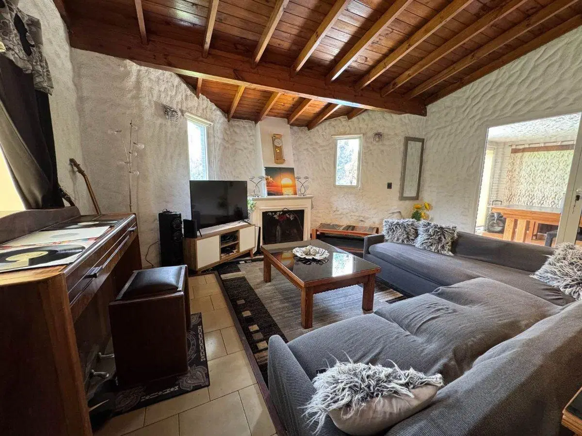 Casa 4 ambientes con pileta y quincho en Canning 4