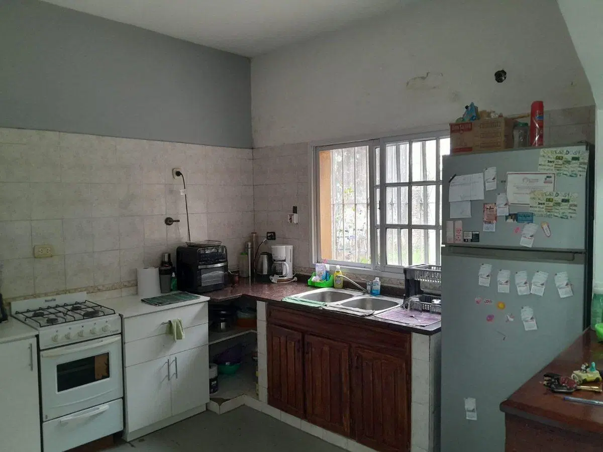 CASA 4 AMB EN VENTA C/ JARDIN Y COCHERA GLEW 4