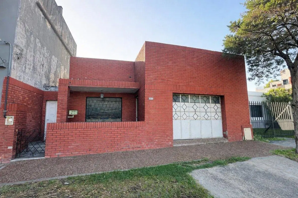 Casa en Venta Lomas de Zamora Ideal Reciclar 3