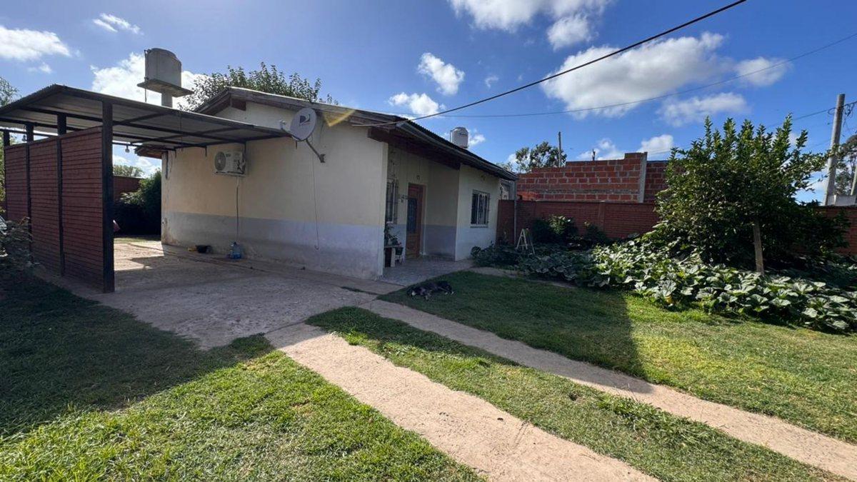 Foto de CASA 3 AMBIENTES VENTA CAÑUELAS AMPLIO LOTE GARAJE, imagen 3