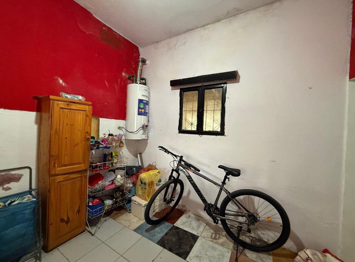 Foto de CASA 3 AMBIENTES EN VENTA SOLANO COCHERA Y JARDIN, imagen 1