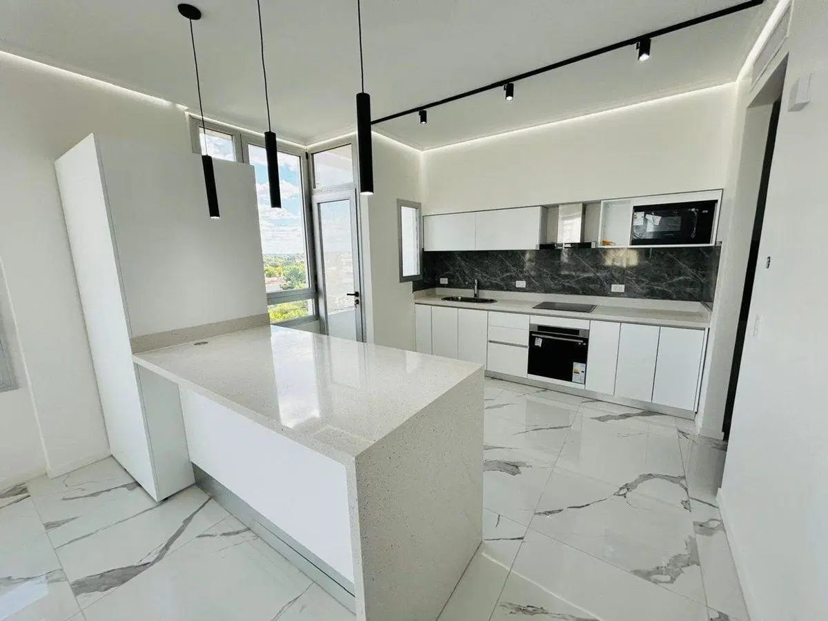 Departamento 4 ambientes en venta Lomas de Zamora 2