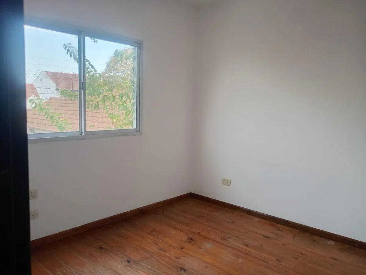 DUPLEX 3 AMBIENTES EN  ALQUILER CON COCHERA 3