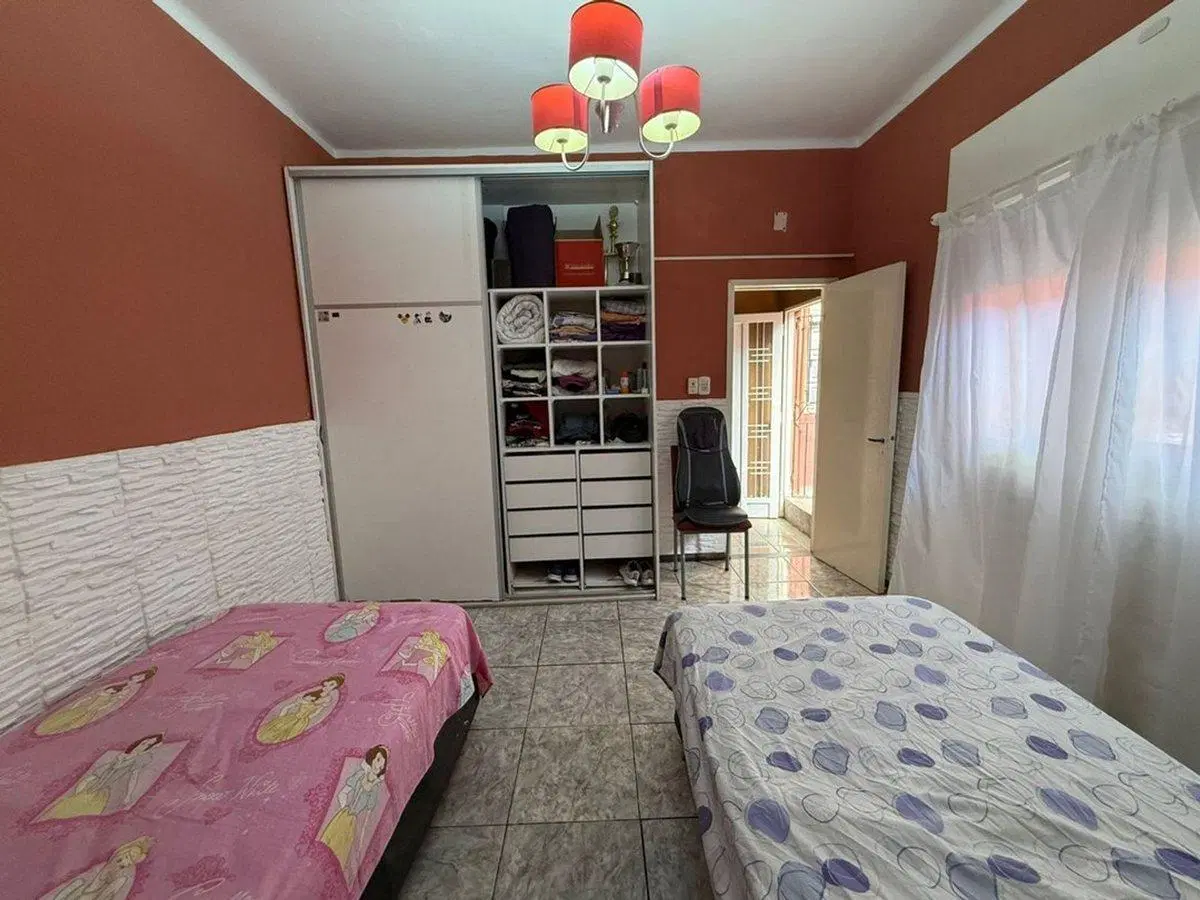 PH 3 AMB EN VENTA VALENTIN ALSINA CON DEPARTAMENTO 4