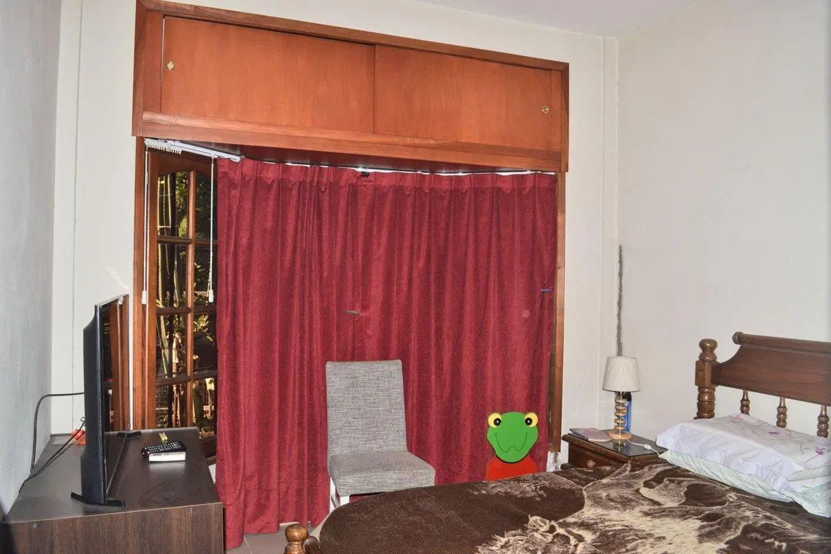CASA 6 AMBIENTES EN VENTA MONTE GRANDE 5