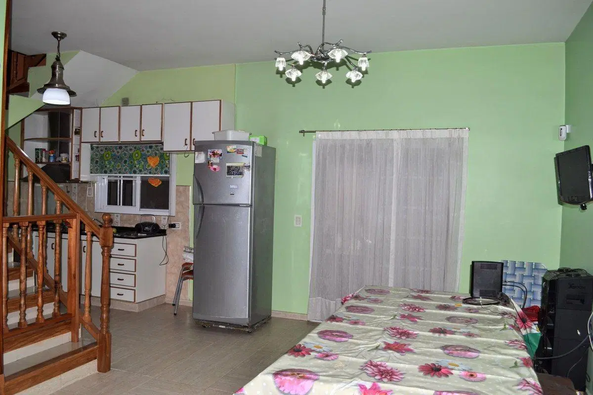 CASA 6 AMBIENTES EN VENTA MONTE GRANDE 2
