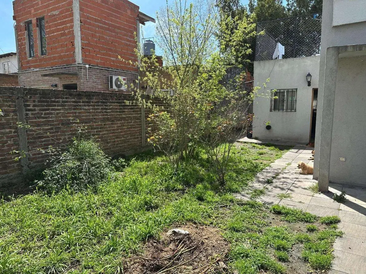 VENTA CASA 3 AMBIENTES CON PATIO QUINCHO PARRILLA 2