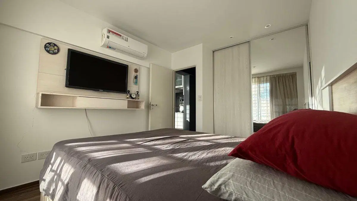 DEPARTAMENTO CON QUINCHO PRIVADO Y COCHERA 5