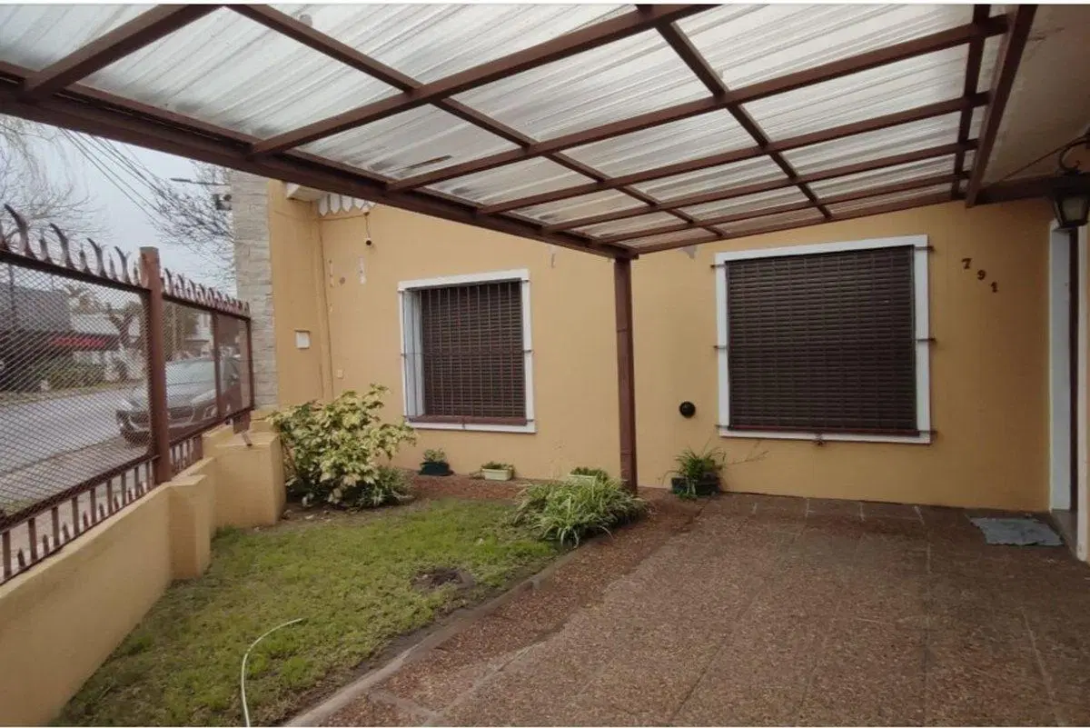 VENTA CASA 6 AMB APTA CREDITO LOMAS DE ZAMORA 5