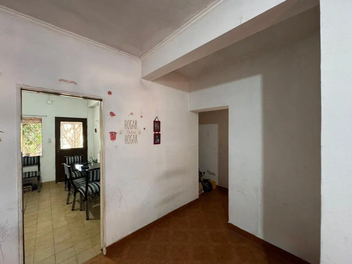 CASA 3 AMBIENTES CON PARQUE Y FONDO LIBRE 4