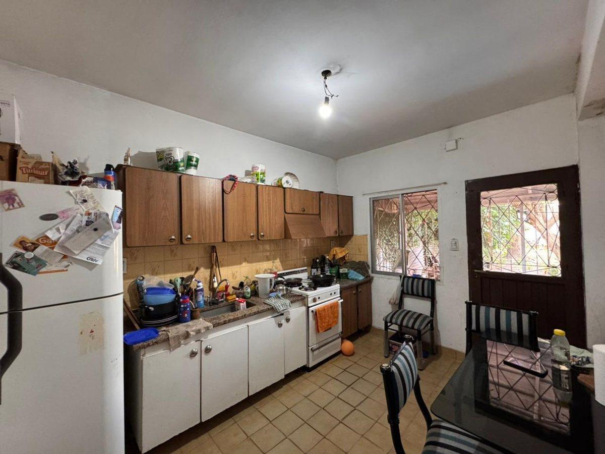 Foto de CASA 3 AMBIENTES CON PARQUE Y FONDO LIBRE, imagen 3