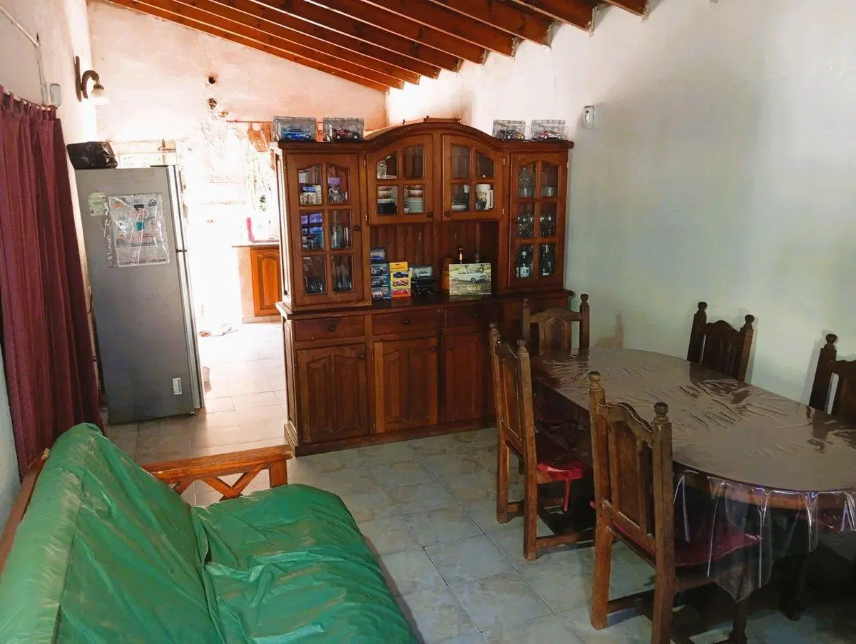 CASA 4 AMBIENTES VENTA TRISTAN SUAREZ CON DEPTO 5