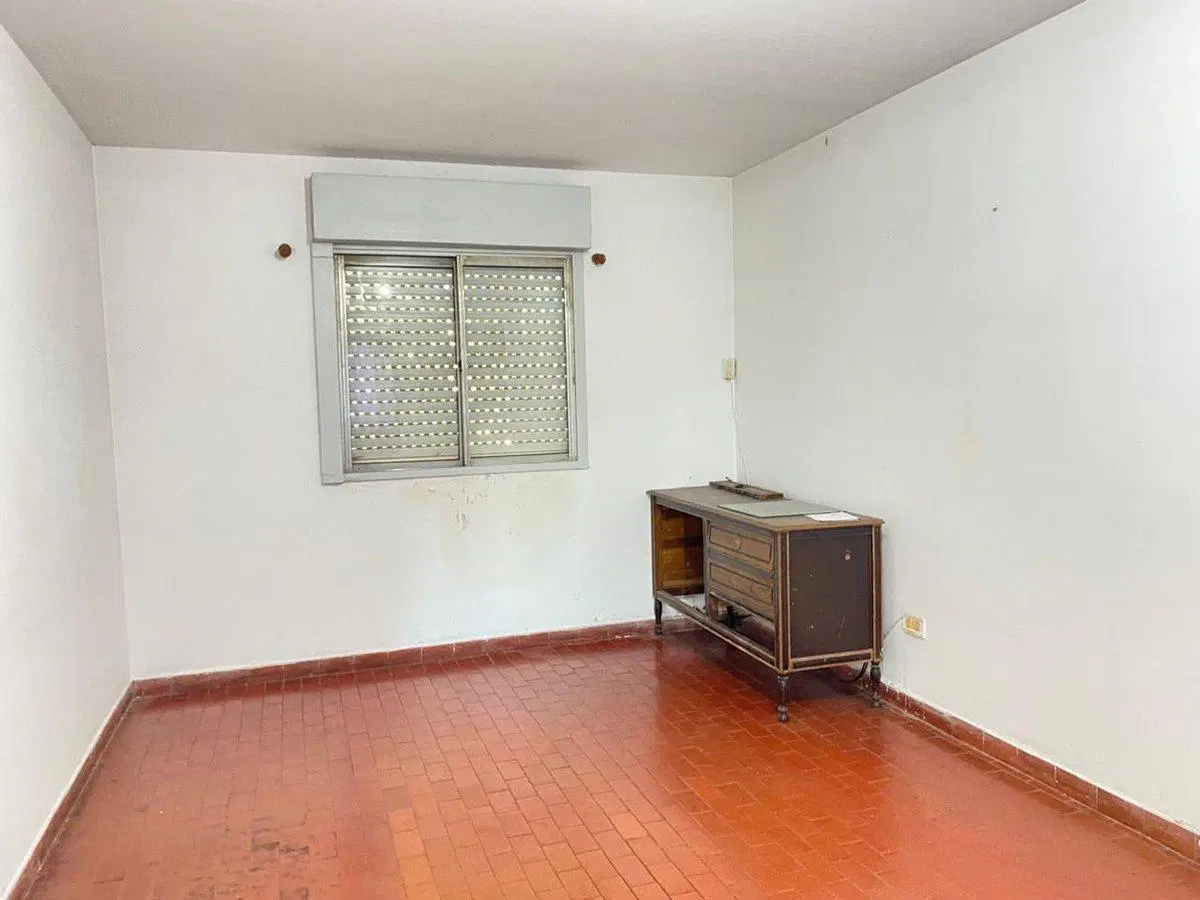 DEPTO 4 AMBIENTES VENTA LONGCHAMPS!!! 1ER PISO 3
