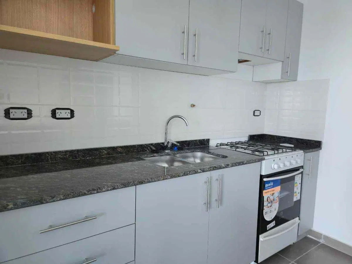 departamento alquiler 2 amb. con balcón Escalada 3