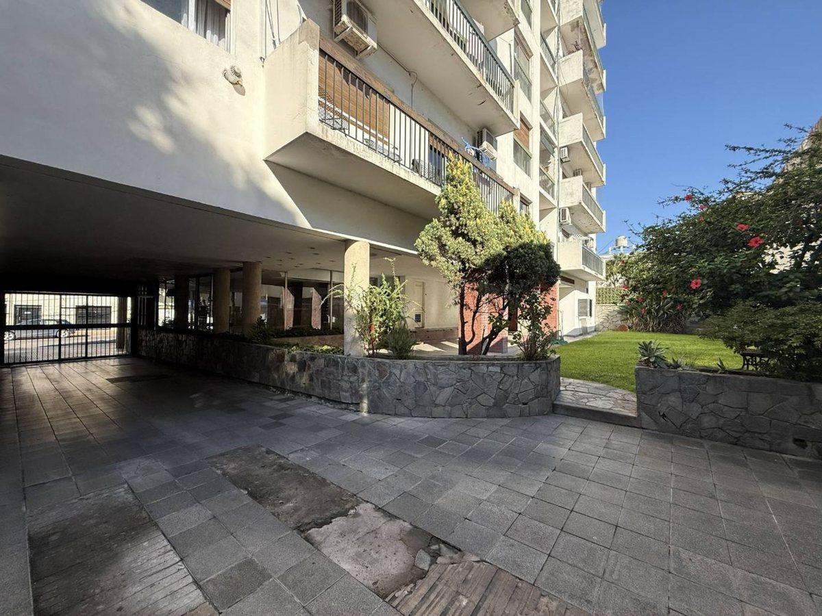 DEPARTAMENTO 3 AMBIENTES VENTA EN LOMAS DE ZAMORA