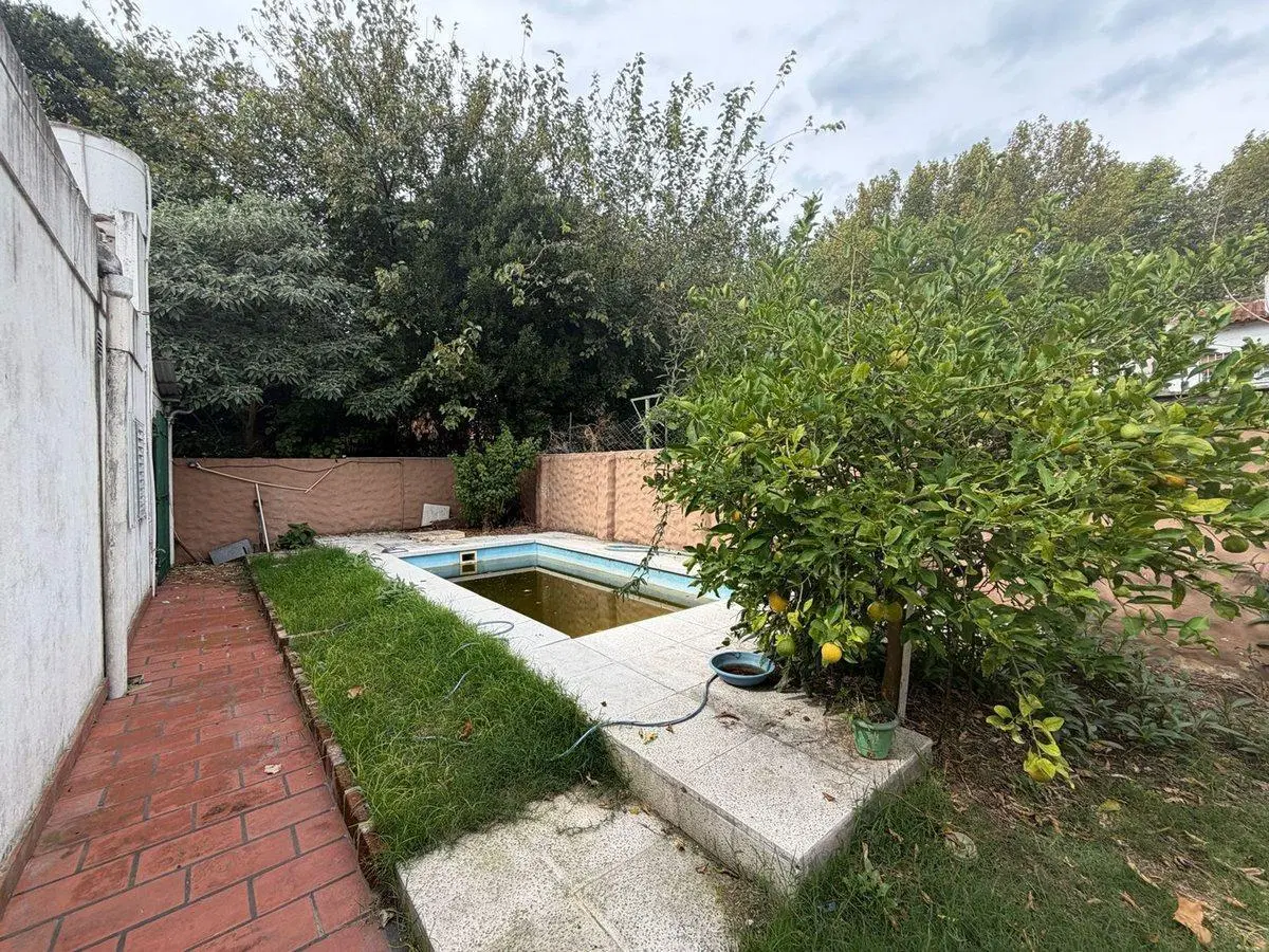 VENTA PH AL FONDO CON JARDIN Y PILETA TEMPERLEY 5