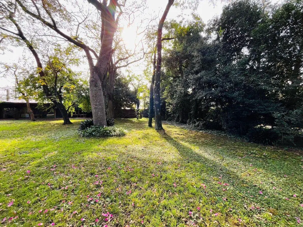 LOTE EN VENTA 326 MTS BURZACO MUY BIEN UBICADO 2