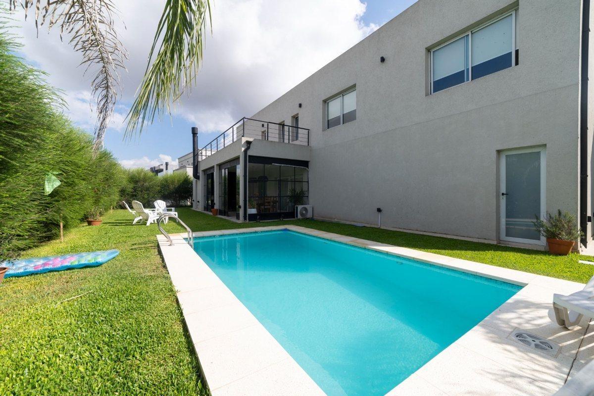 EL PRINCIPADO VENTA CASA 5 AMBIENTES SAN VICENTE