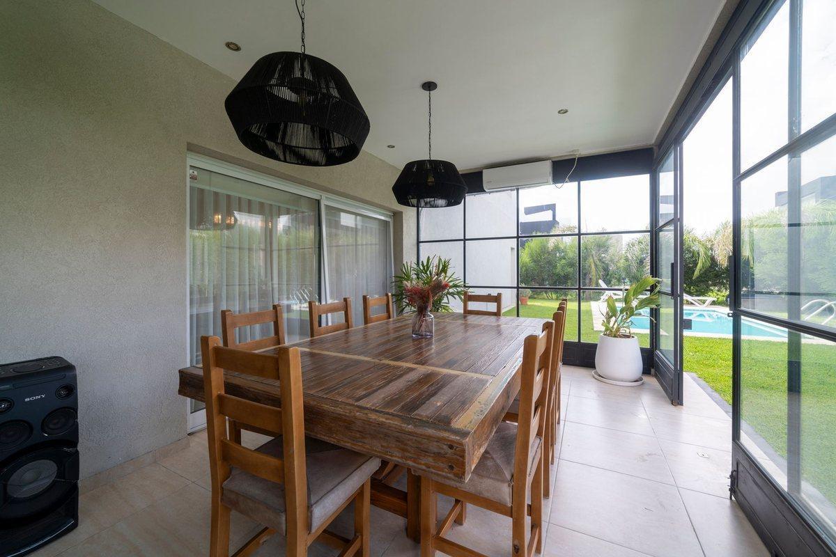 Foto de EL PRINCIPADO VENTA CASA 5 AMBIENTES SAN VICENTE, imagen 2