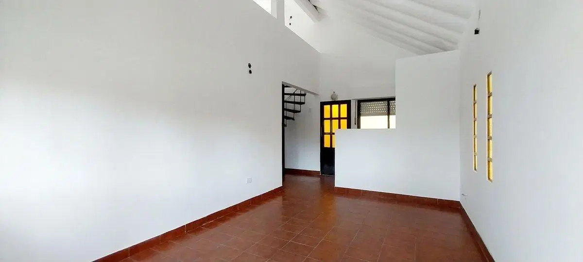 Dúplex 3 ambientes con Patio venta Lomas De Zamora 5