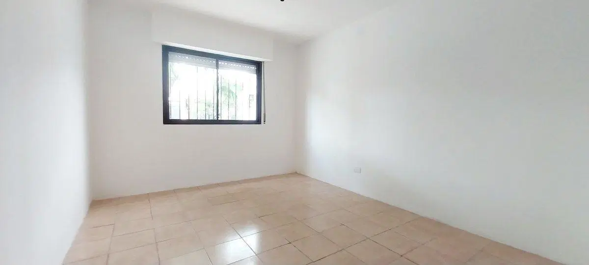 Dúplex 3 ambientes con Patio venta Lomas De Zamora 2