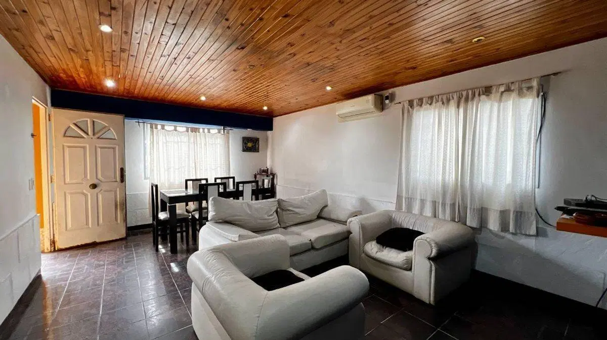 CASA 5 AMBIENTES VENTA EN GLEW 3