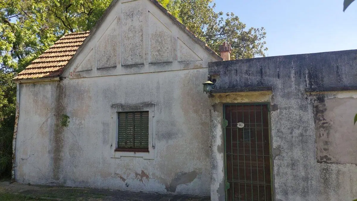 LOTE COMERCIAL EN VENTA, CASA A RECICLAR O DEMOLER 2