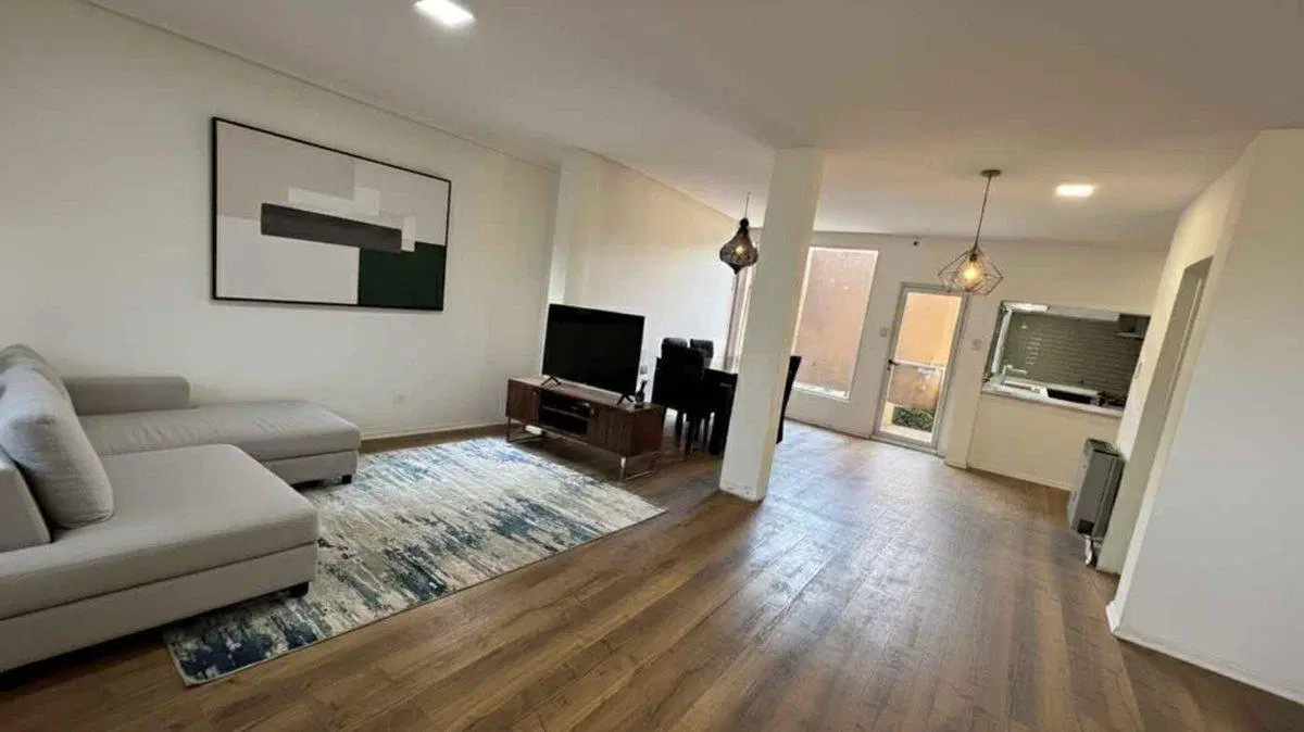 CASA EN VENTA EN BANFIELD 4