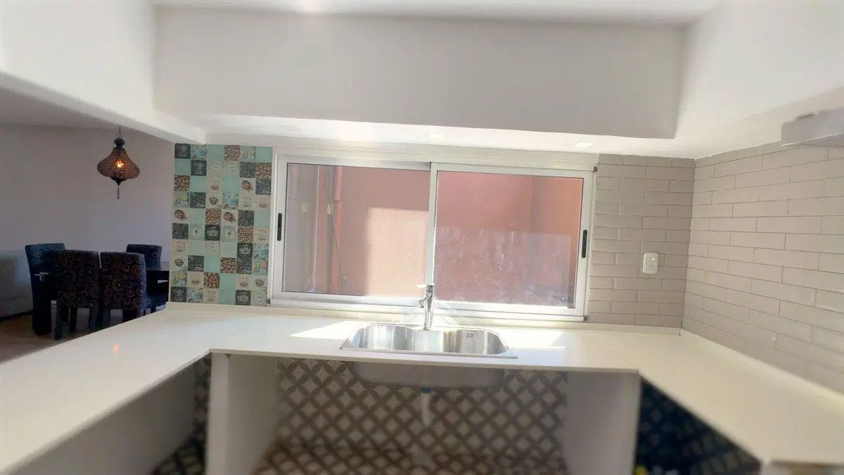 CASA EN VENTA EN BANFIELD 2