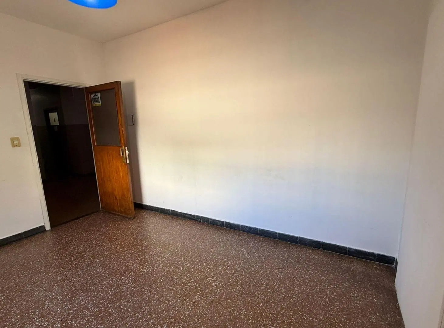 VENTA OFICINA EN CENTRO DE LANUS ESTE 3