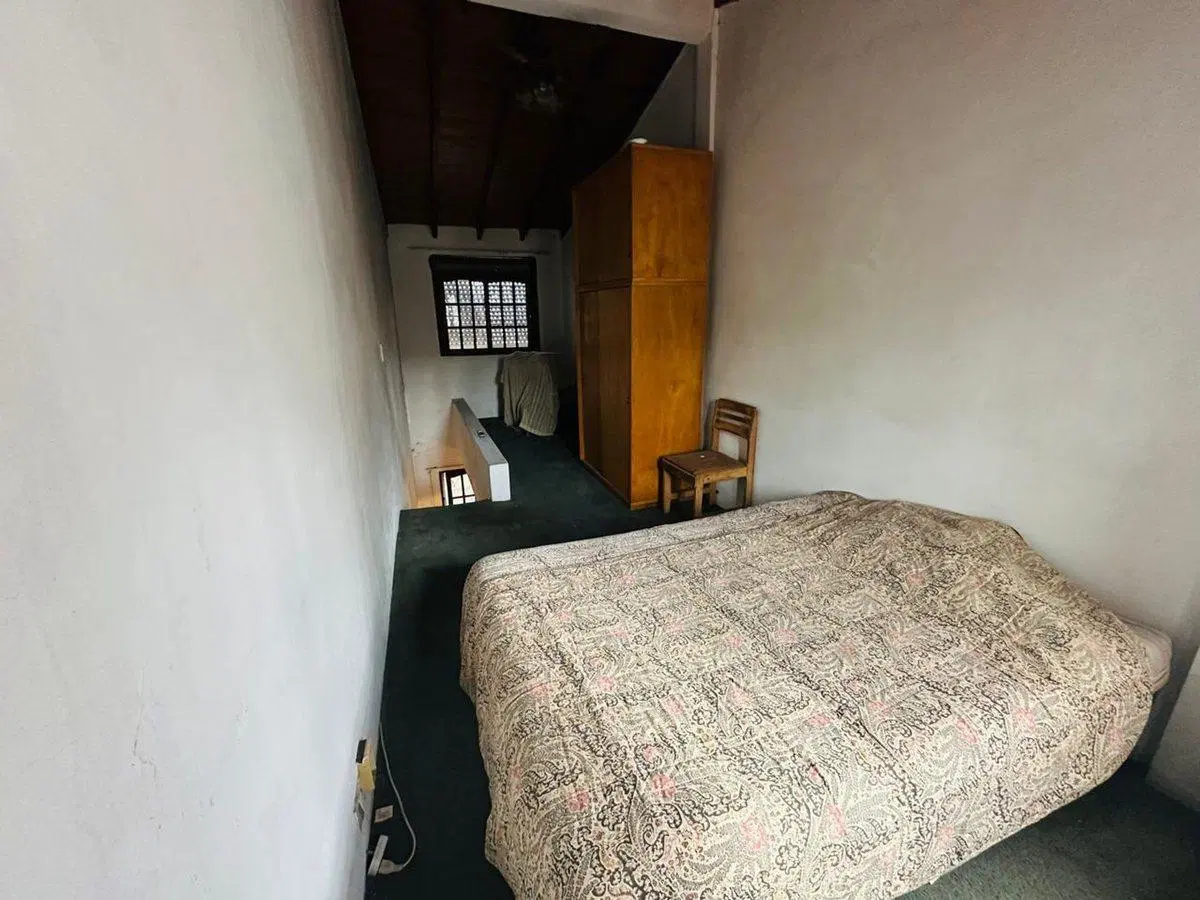 Venta: Casa 4 amb Lanús Oeste, parque y cochera 5