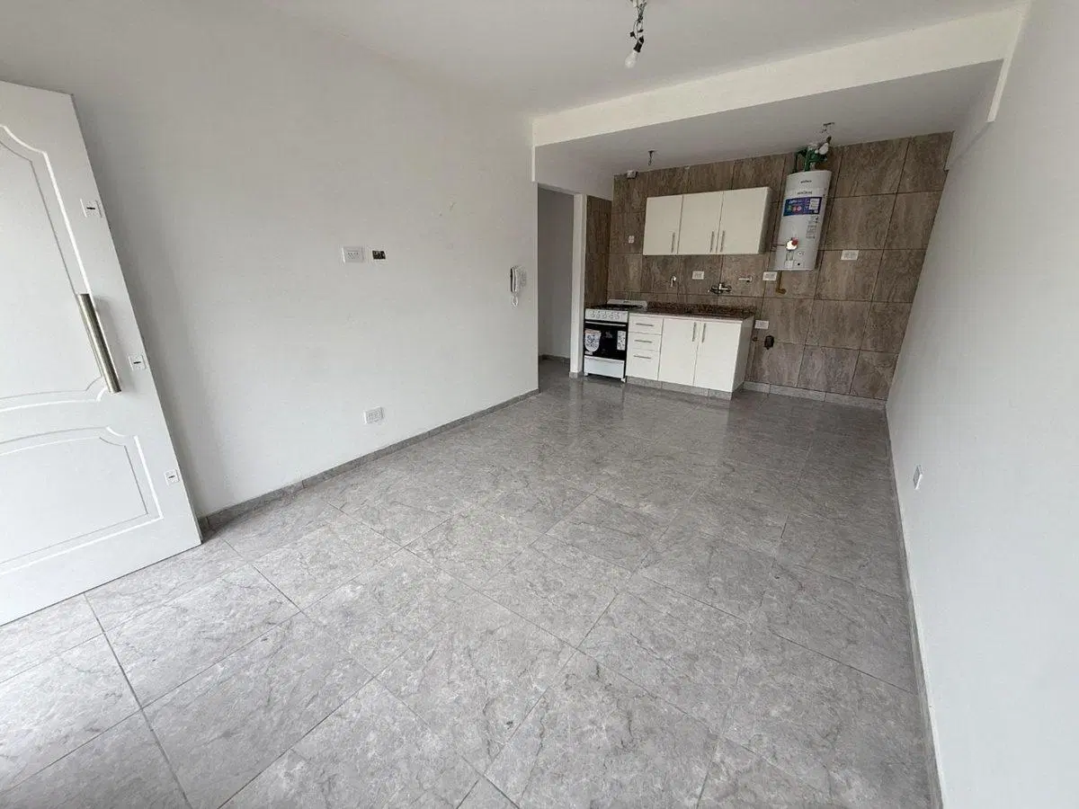 VENTA 4 DEPARTAMENTOS + 2 COCHERAS APTO CREDITO 3