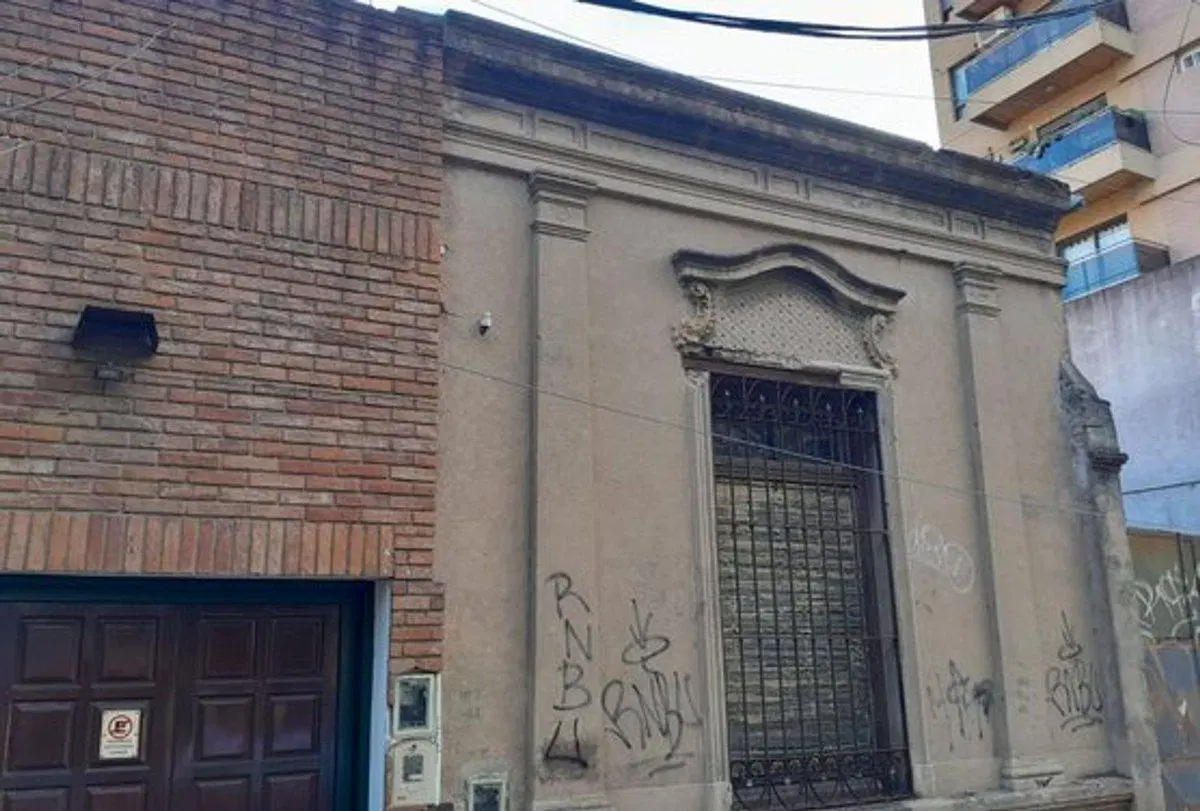 LOTE EN VENTA EN AVELLANEDA CON PREFACTIBILIDAD. 3