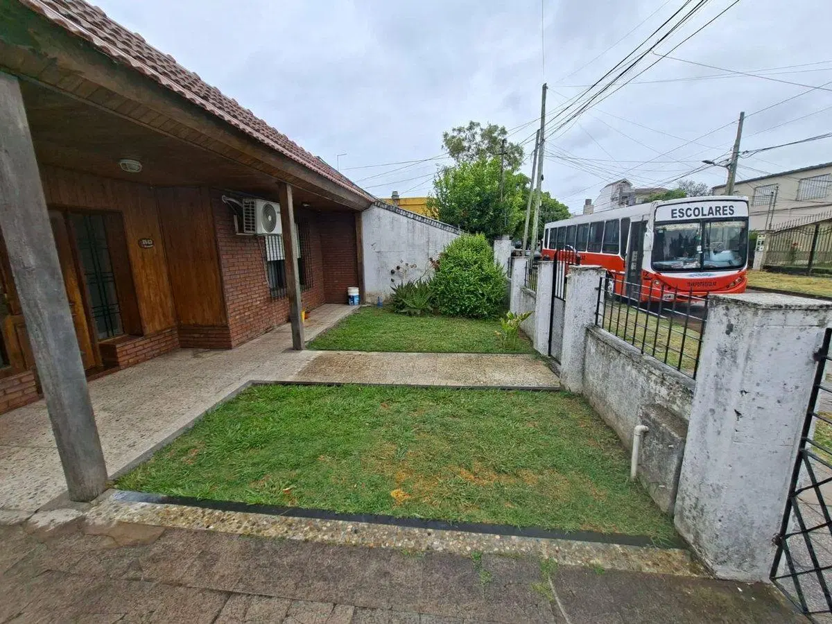 2 CASAS EN VENTA MALVINAS ARGENTINAS ALTE. BROWN 4